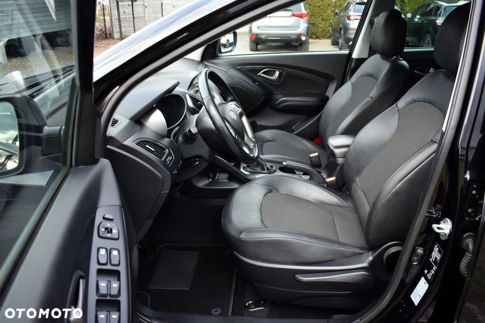 Hyundai ix35 1.7 CRDi 2WD blue Style - 21