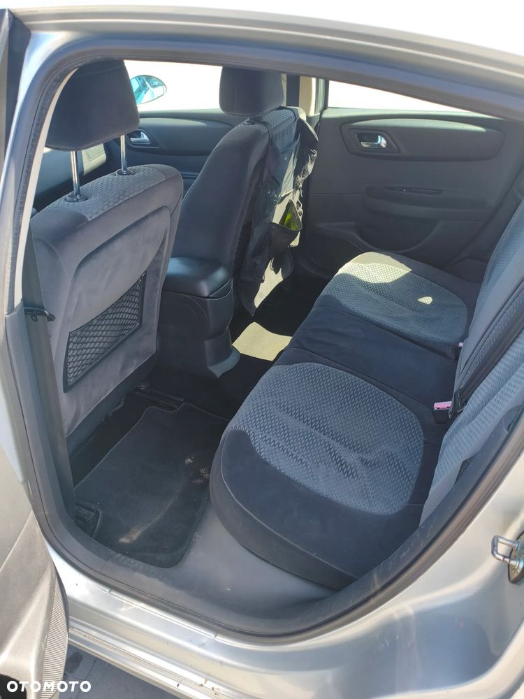 Citroën C4 1.6 16V Impress - 4