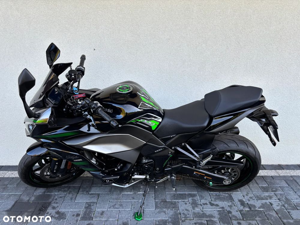 Kawasaki Ninja 1000 SX - 2