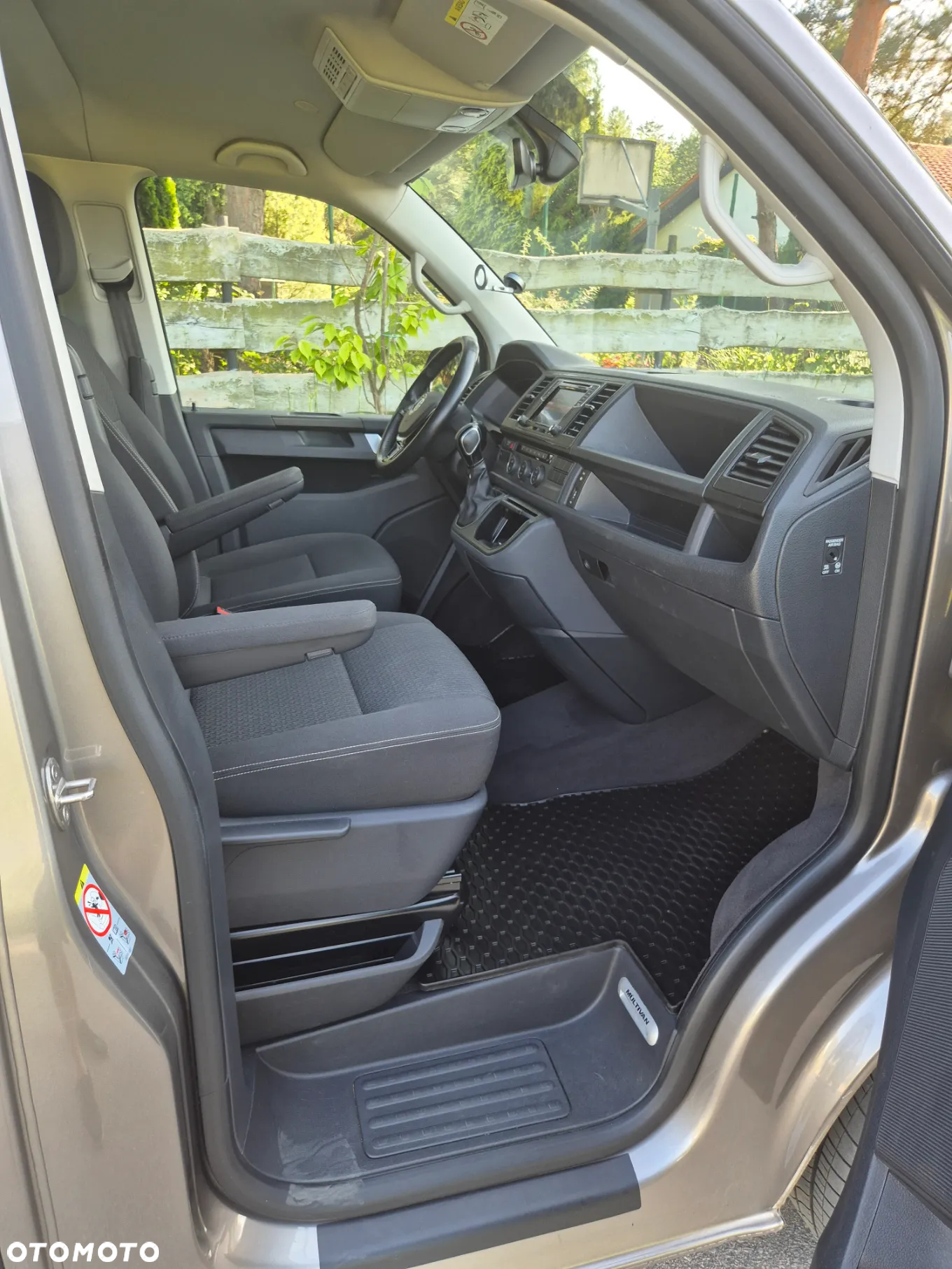 Volkswagen Multivan 2.0 TDI L1 Comfortline DSG - 14