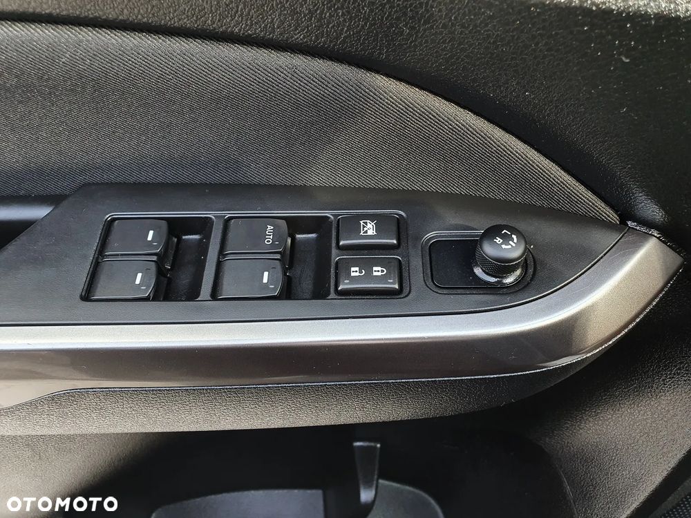 Suzuki Vitara 1.5 Strong Hybrid Premium 4WD AGS - 29