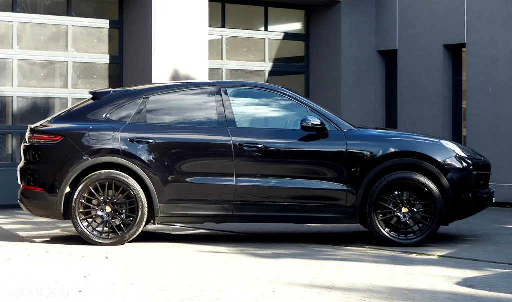 Porsche Cayenne Coupe - 2