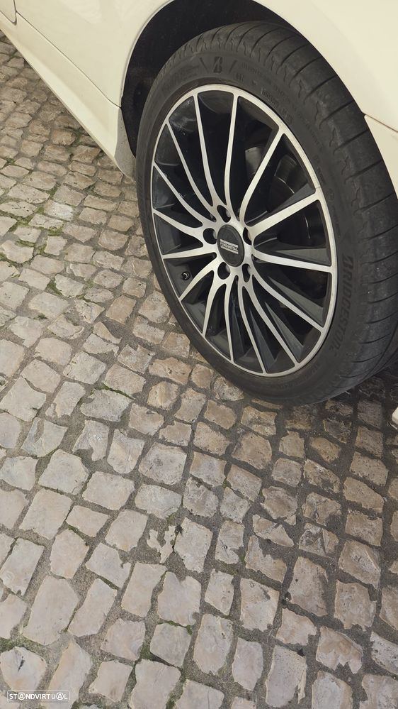 Mercedes-Benz E 350 BlueTEC Auto - 10