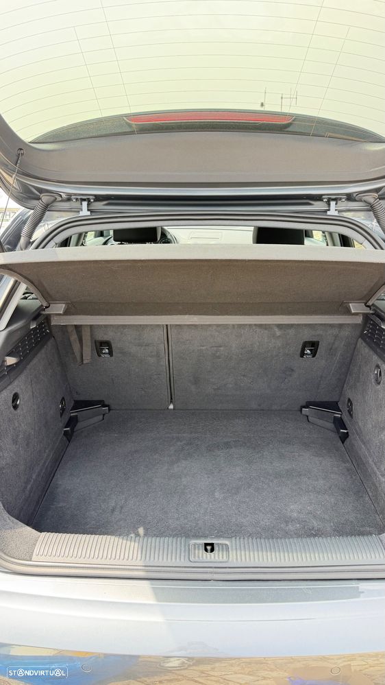 Audi A3 Sportback 30 TDI Design - 15