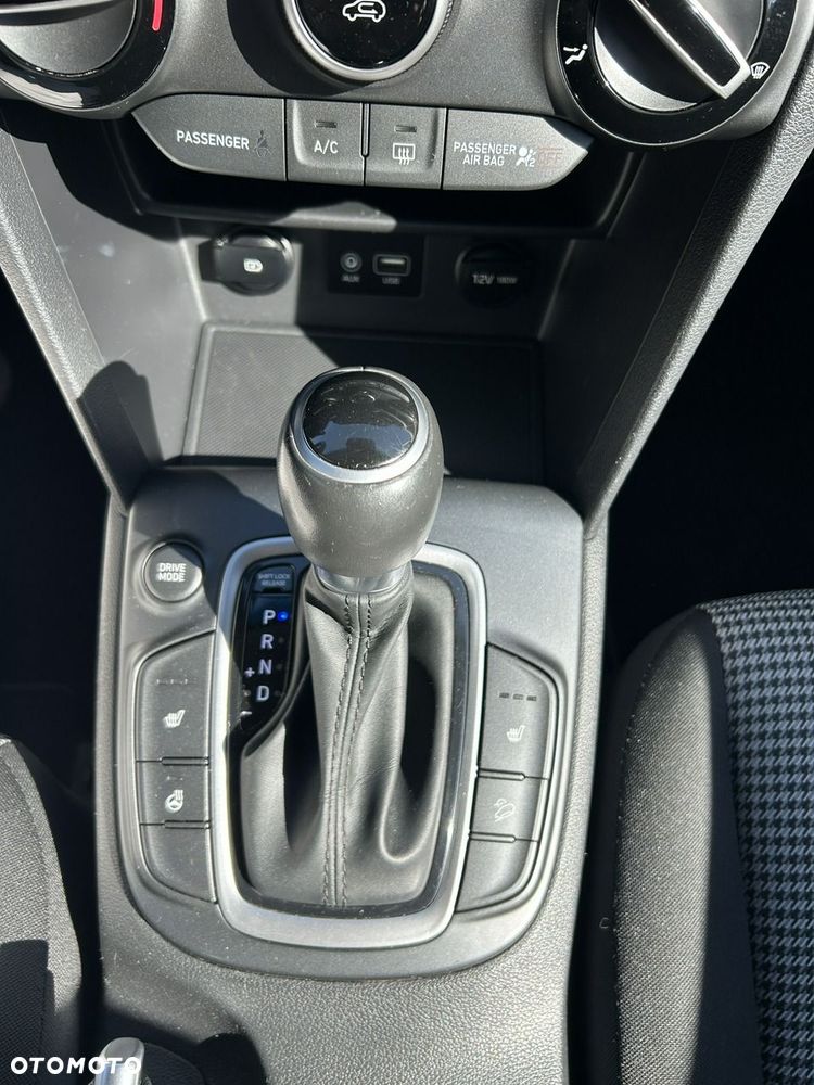 Hyundai Kona - 26