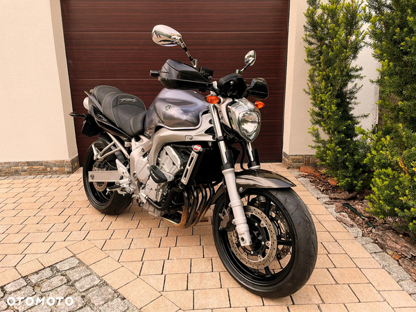 Yamaha FZ