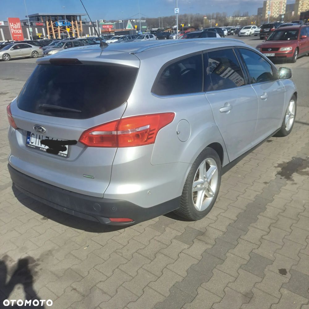 Ford Focus 1.0 EcoBoost Titanium - 2