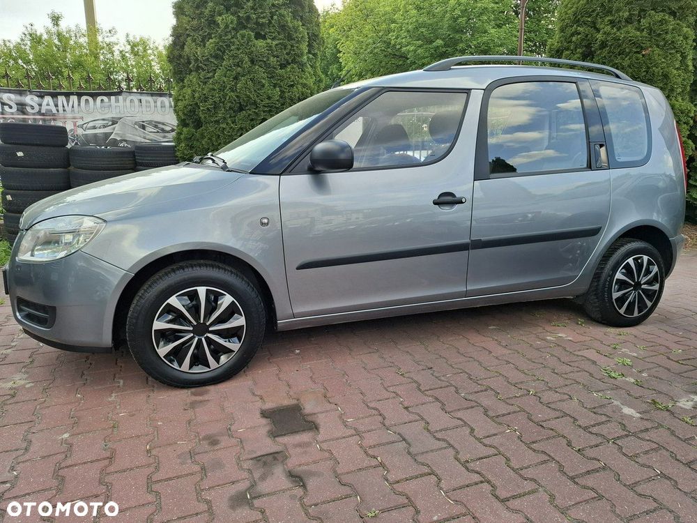 Skoda Roomster 1.2 Style PLUS EDITION - 4