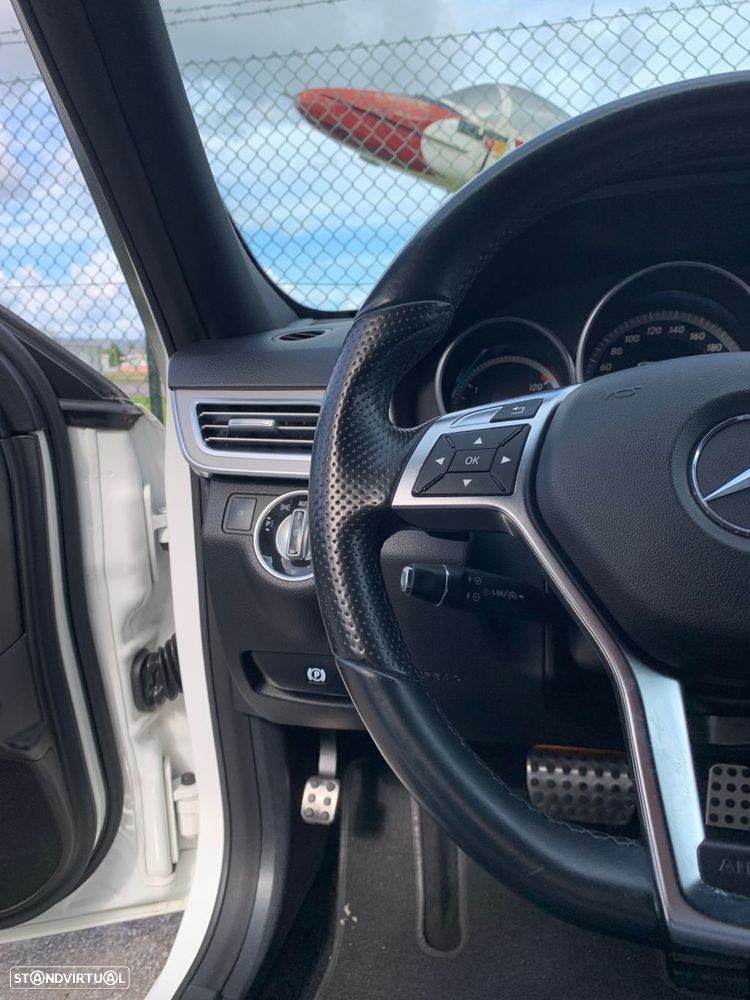 Mercedes-Benz E 220 BlueTEC Avantgarde Auto. - 29