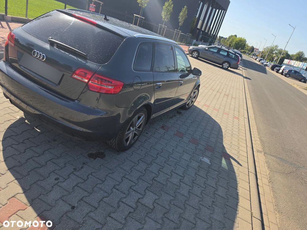 Audi A3 Sportback 2.0 TDI DPF Ambiente - 8