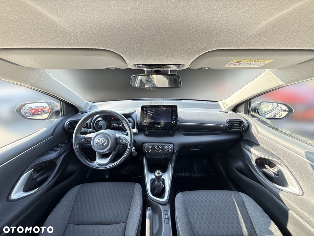 Toyota Yaris - 13