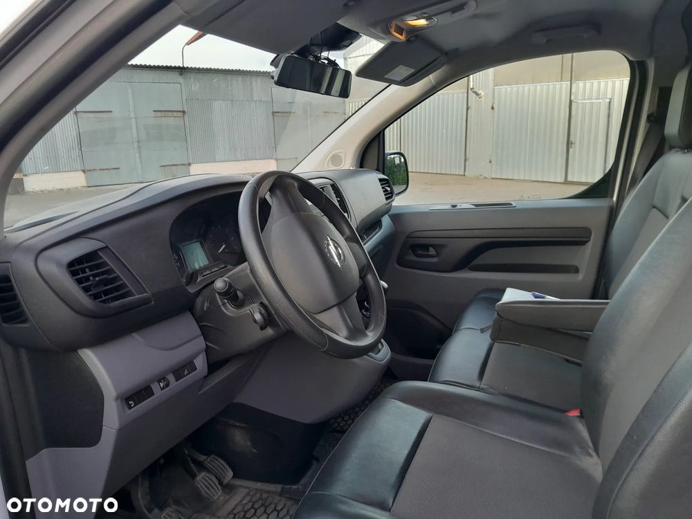 Opel Vivaro furgon - 16