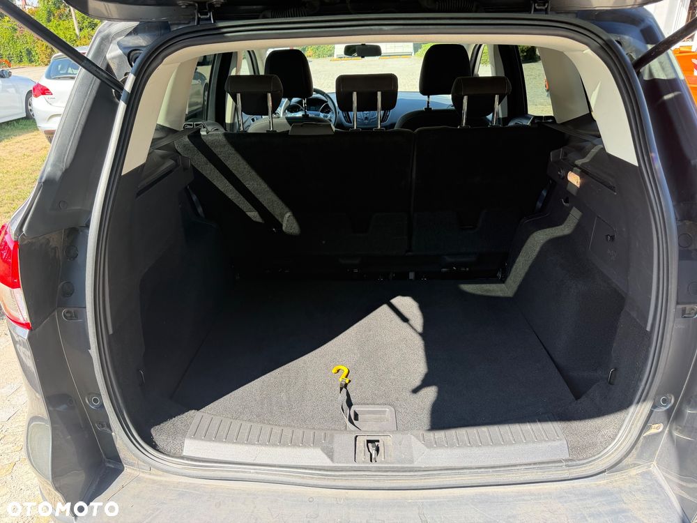 Ford Kuga - 29