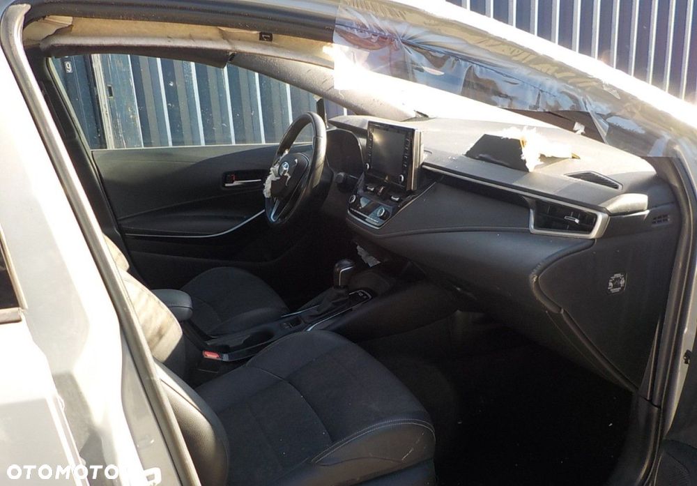 Toyota Corolla - 15