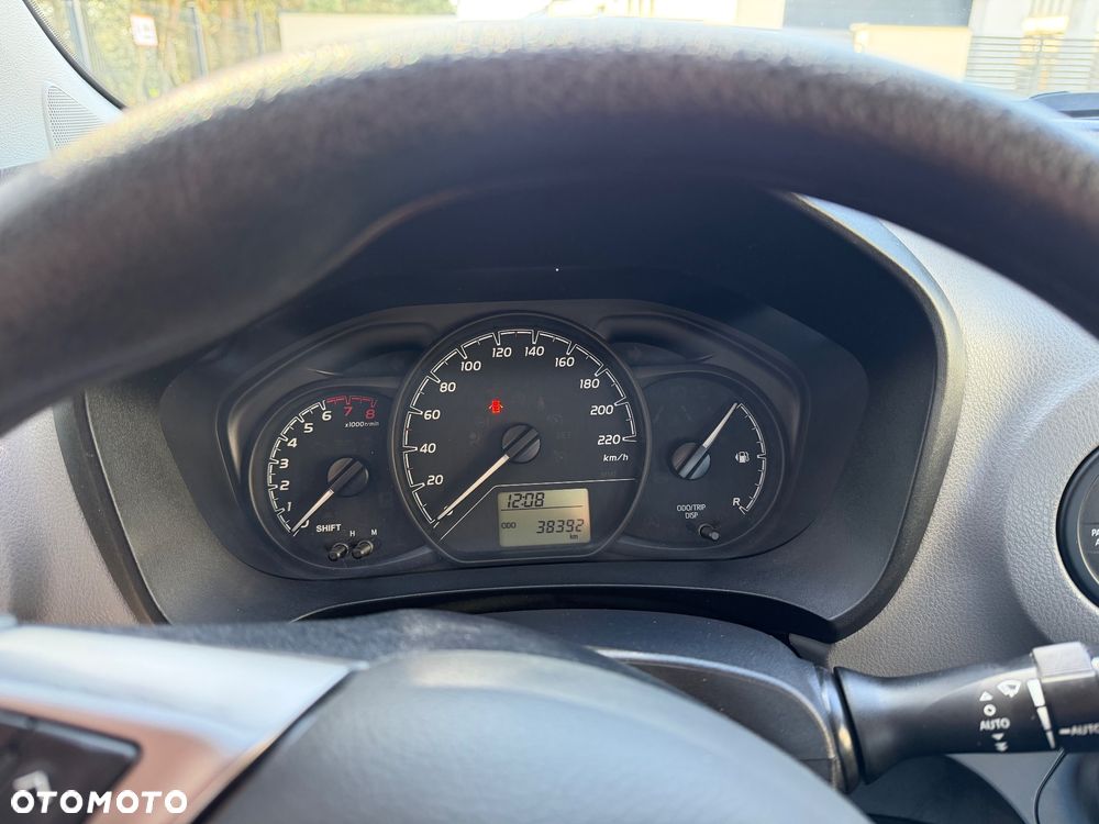 Toyota Yaris 1.5 Active - 8