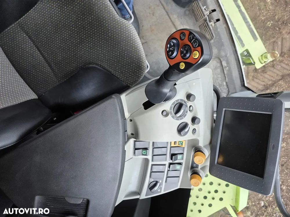 Claas LEXION 750 - 9