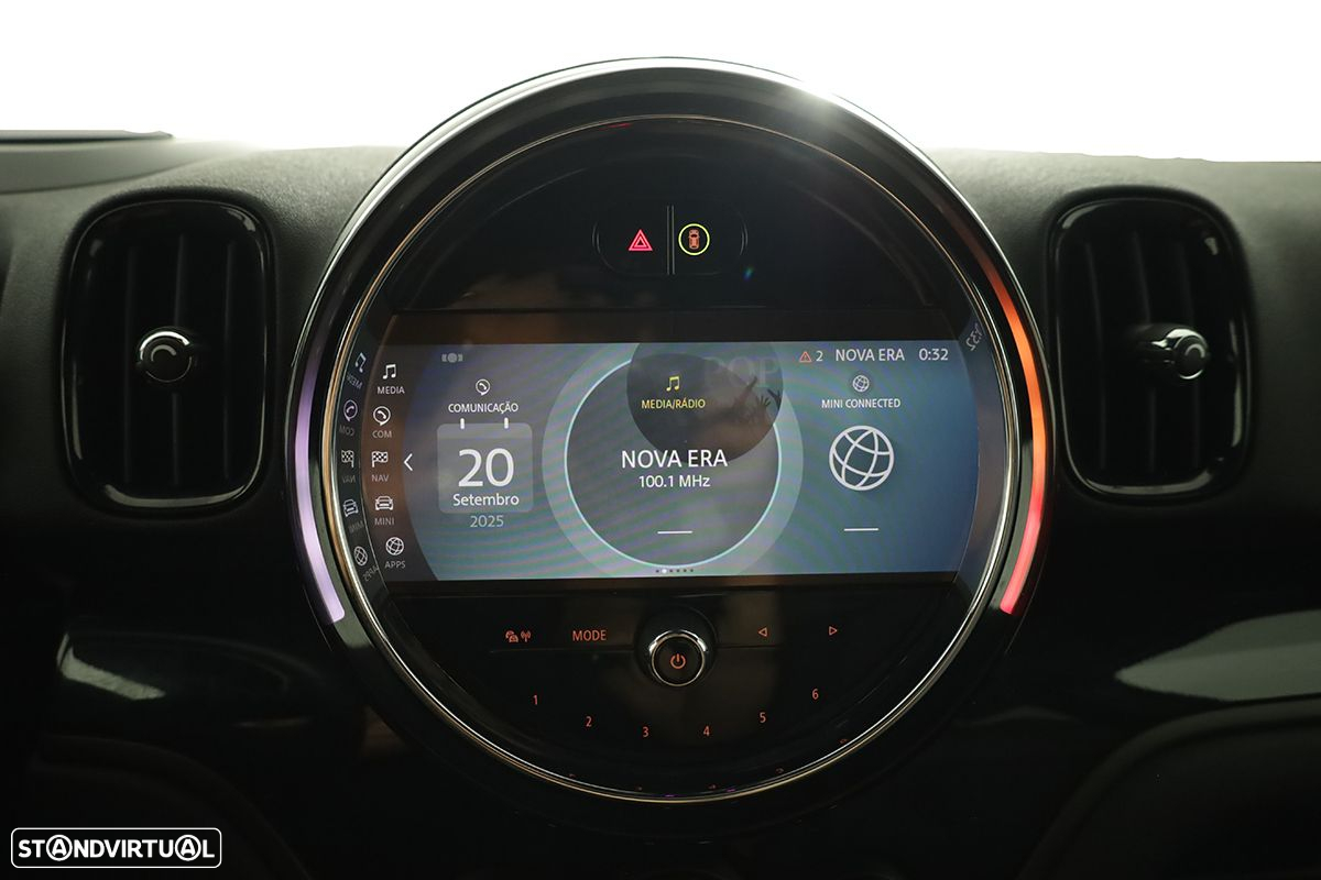 MINI Countryman Cooper SE Premium P. Essential Auto - 10