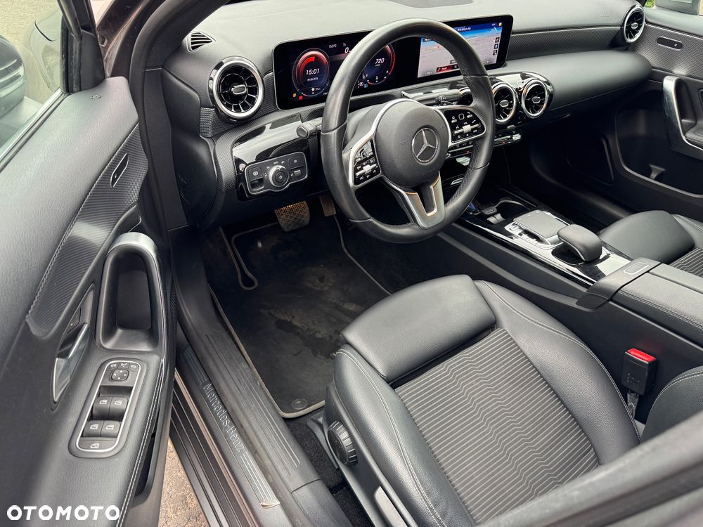 Mercedes-Benz Klasa A 220 7G-DCT AMG Line - 22