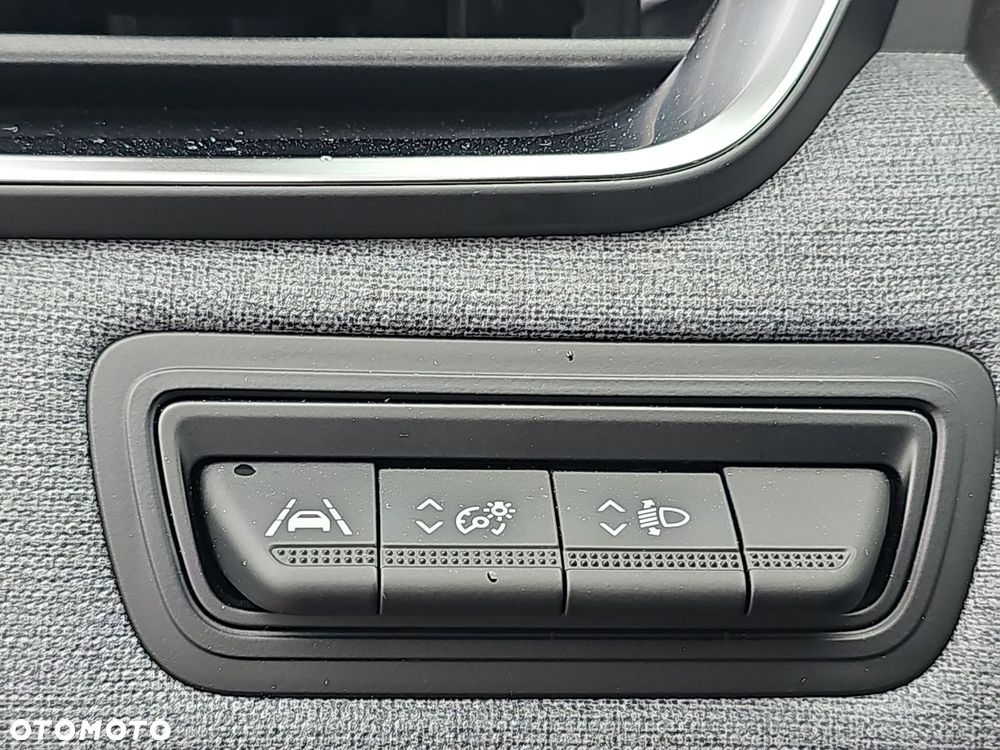 Renault Clio 1.0 TCe Evolution - 25