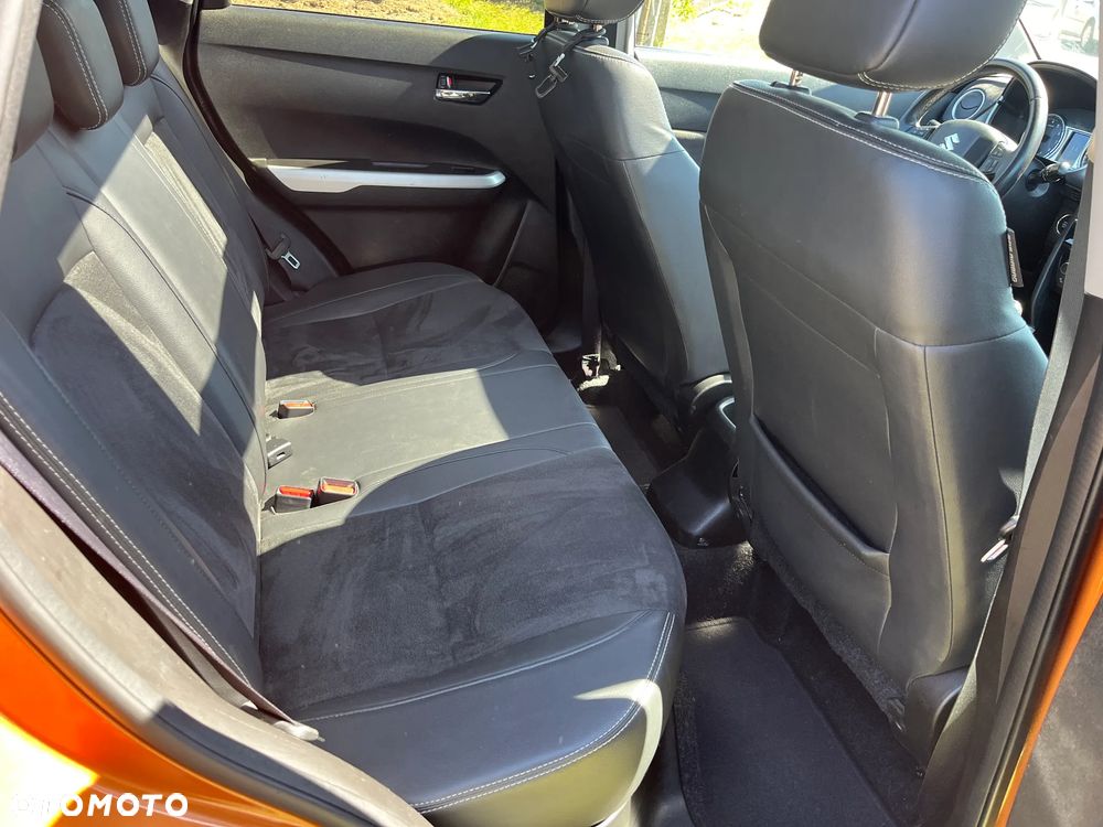 Suzuki Vitara 1.6 Premium 2WD - 17