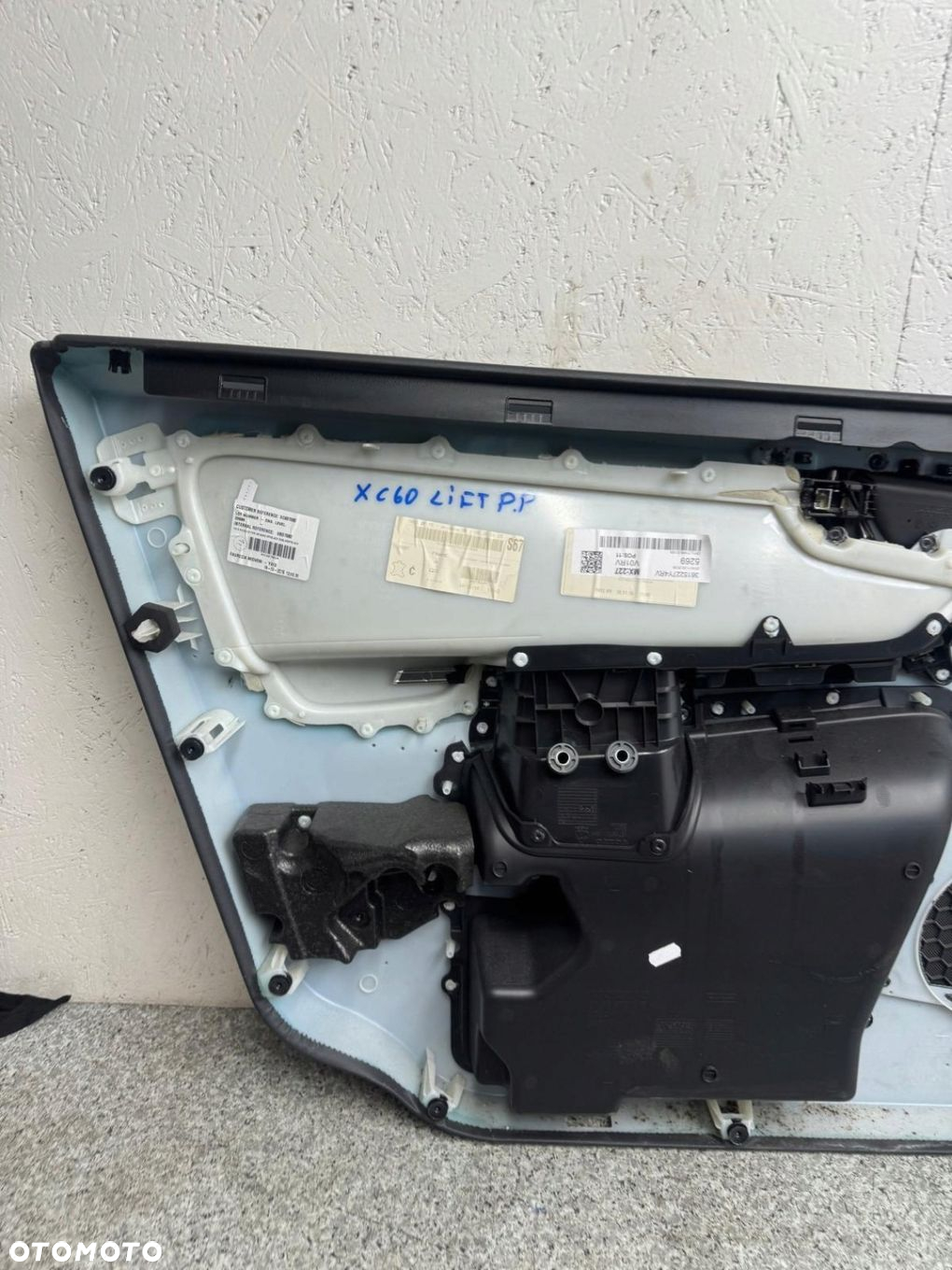BOCZEK DRZWI PRAWY PRZÓD VOLVO XC60 I 2013-2017 LIFT - 8