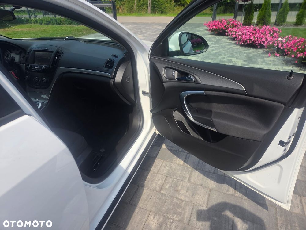 Opel Insignia - 28