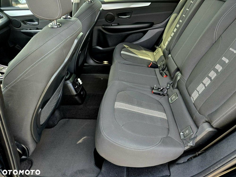 BMW Seria 2 218d Luxury Line - 32