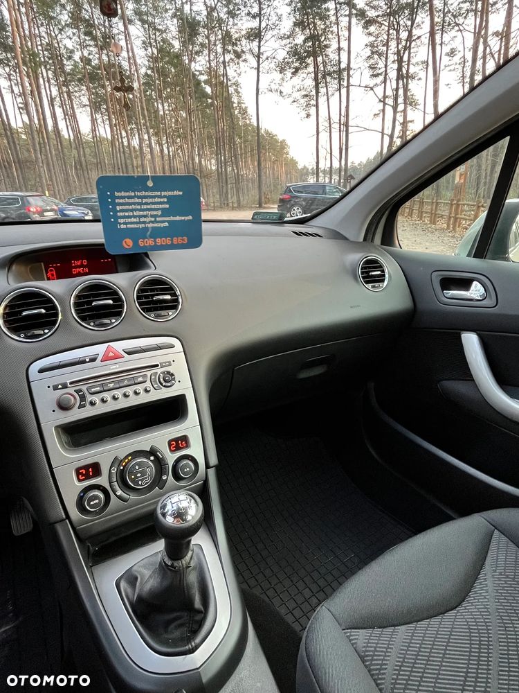 Peugeot 308 1.4 Trendy - 11