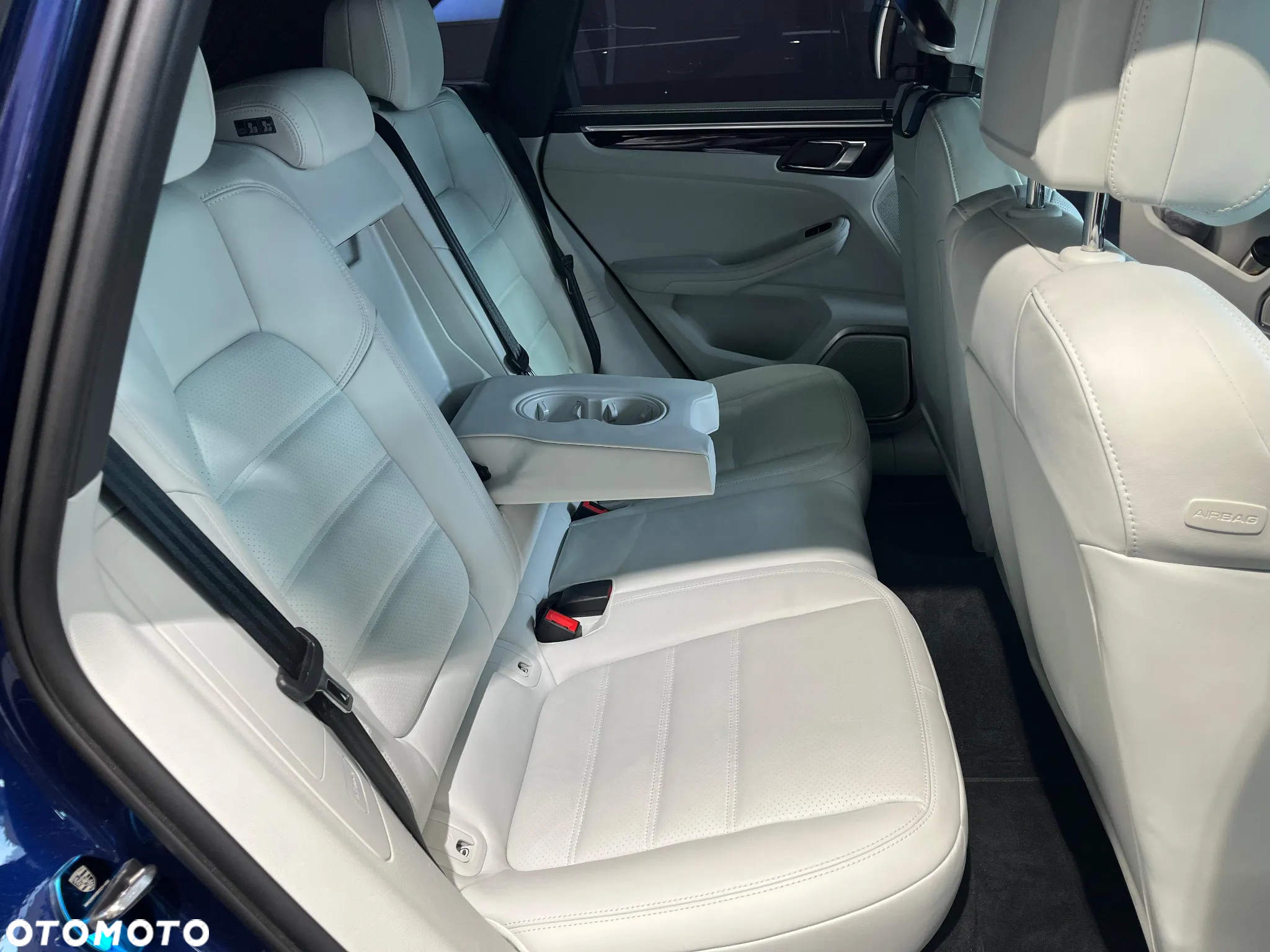Porsche Macan S - 25