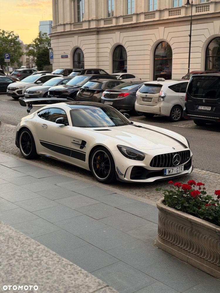Mercedes-Benz AMG GT R - 10