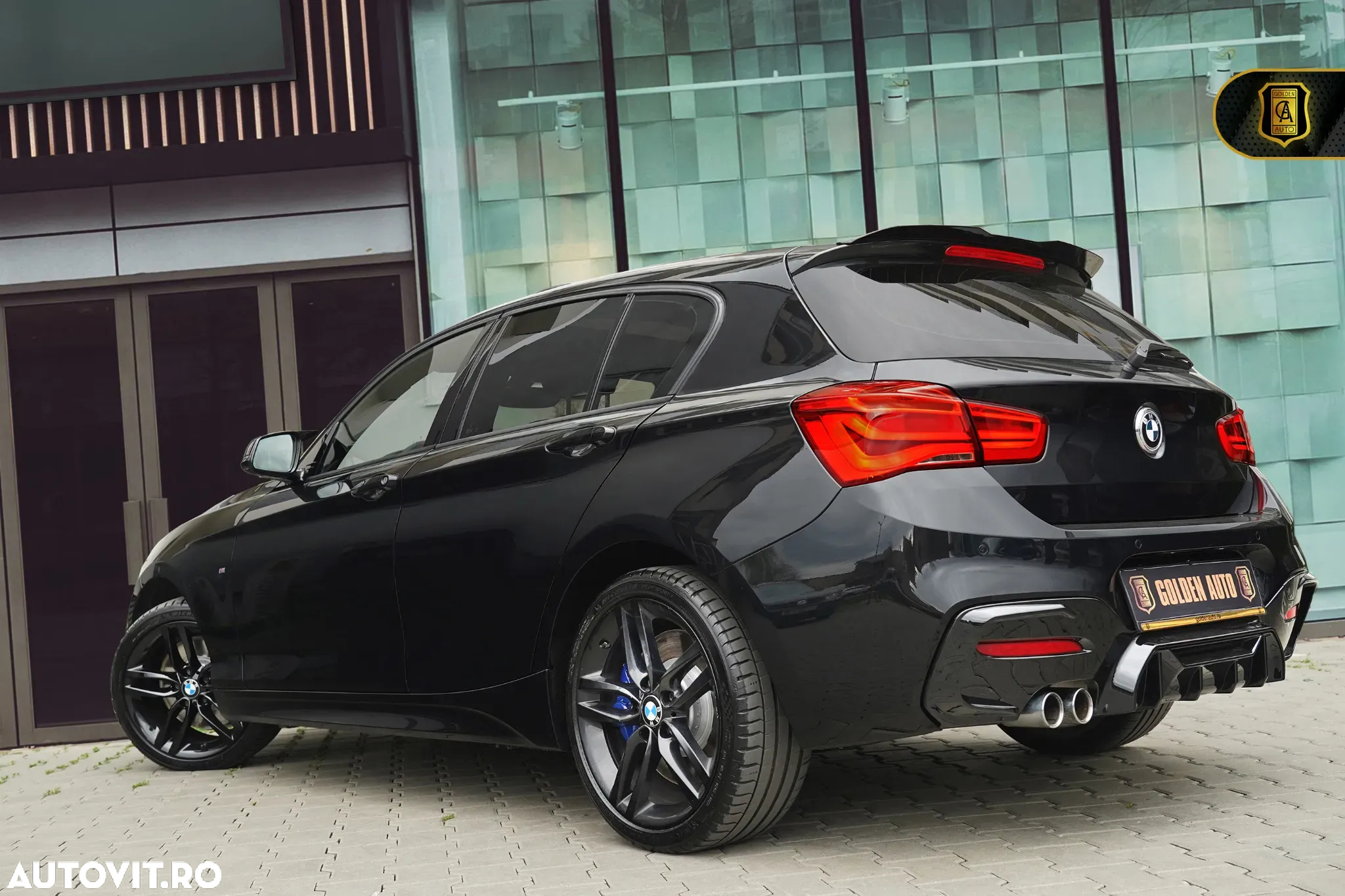 BMW Seria 1 120d xDrive Aut. Edition M Sport Shadow - 36