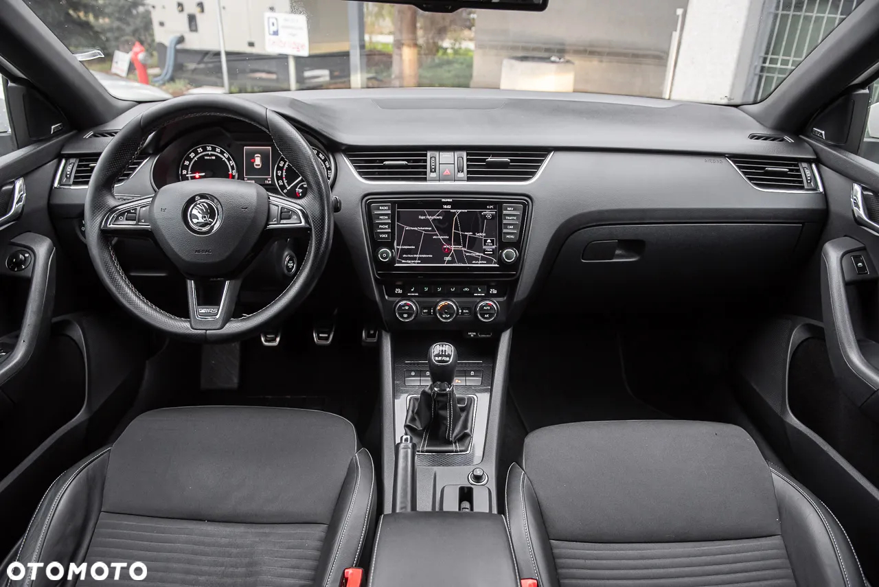 Skoda Octavia 2.0 TDI RS - 7