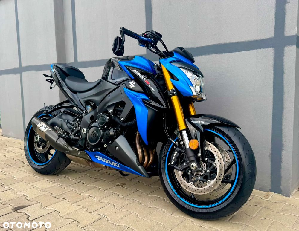 Suzuki GSX - 1
