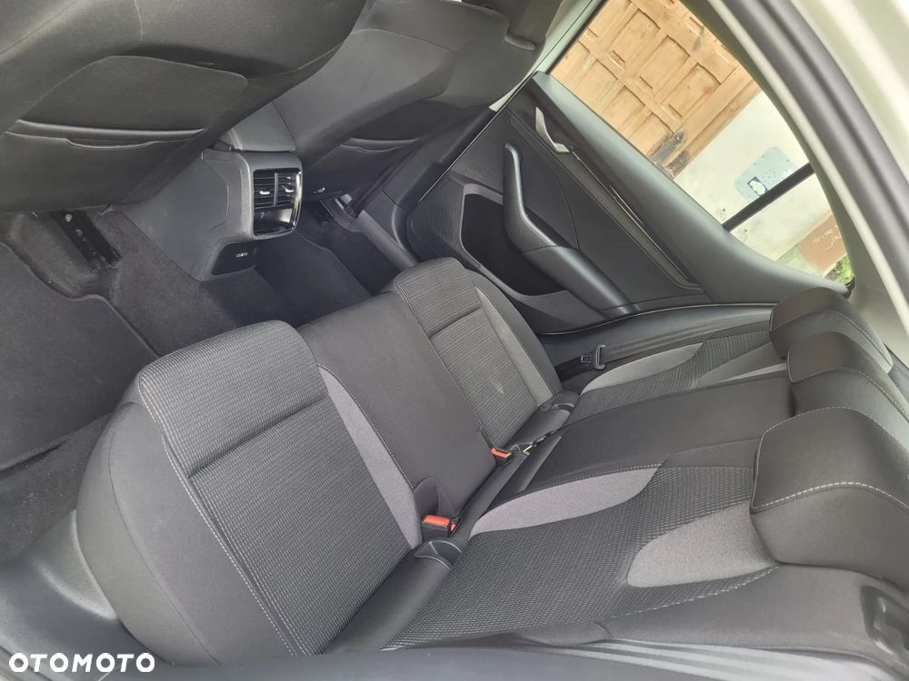 Skoda Octavia 2.0 TDI Business - 24
