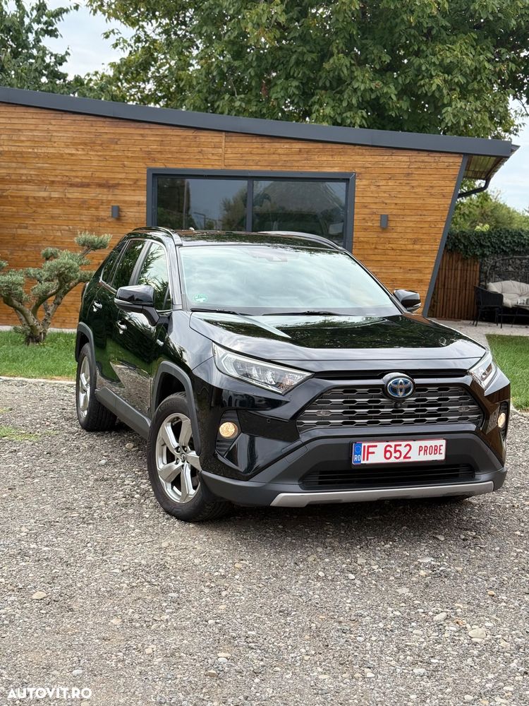 Toyota RAV4 - 9
