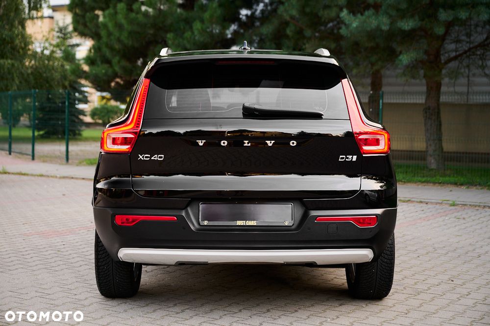 Volvo XC 40 D3 SCR R-Design - 13