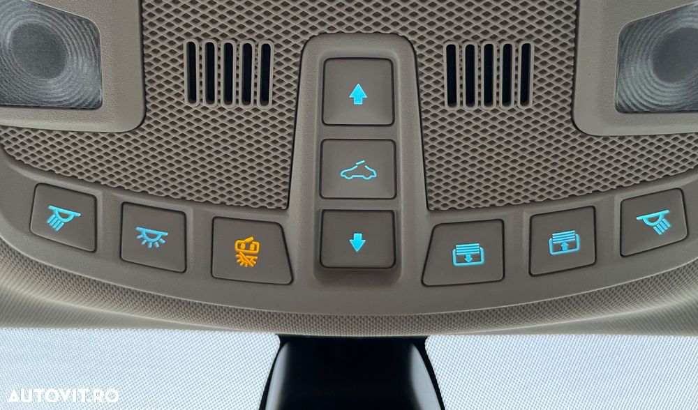 Ford Mondeo Vignale 2.0 TDCi Powershift - 15