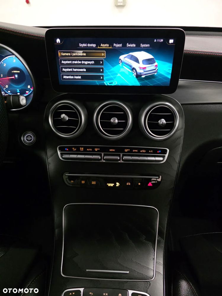 Mercedes-Benz GLC 220 d 4Matic 9G-TRONIC AMG Line Plus - 10