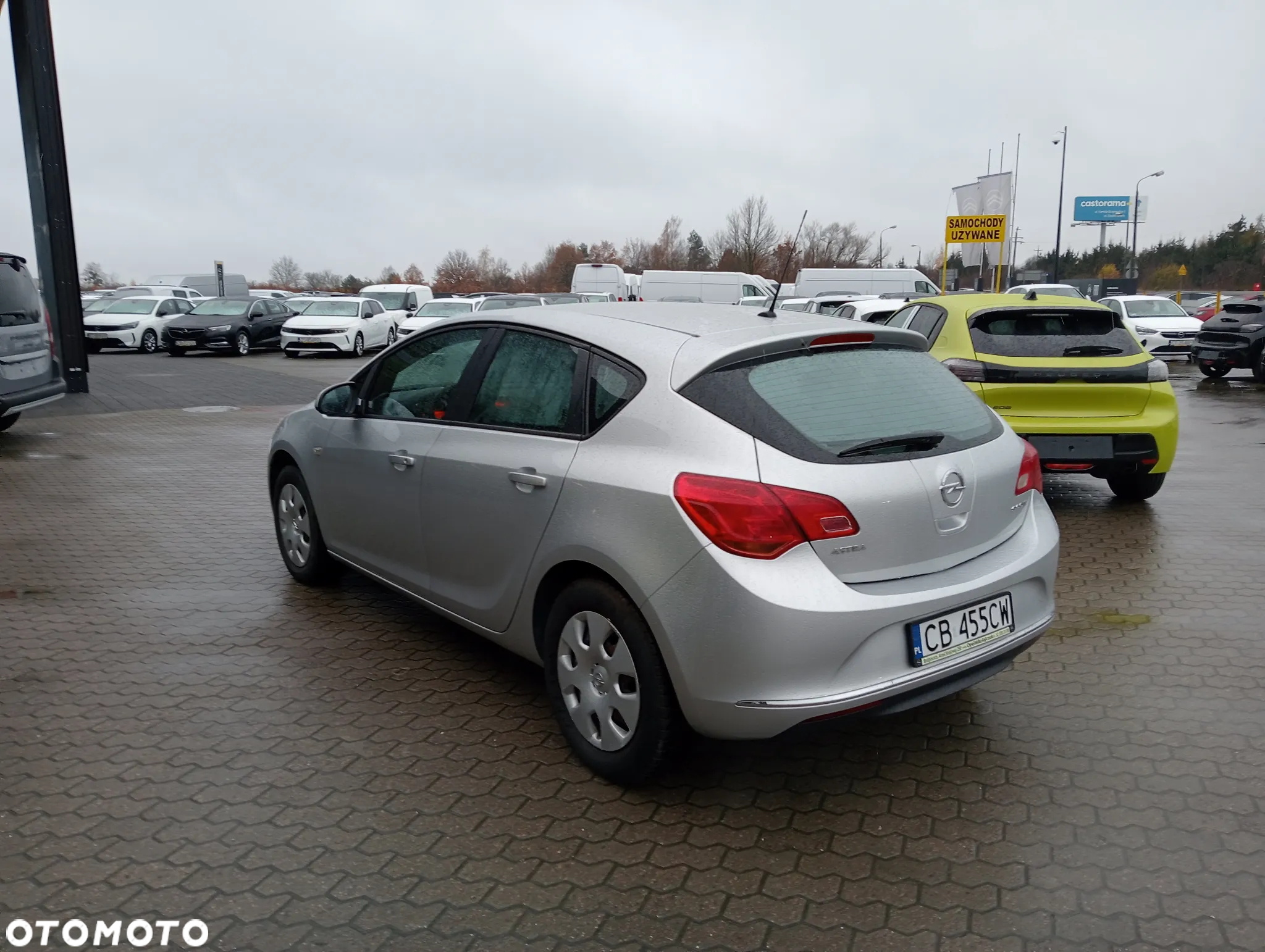Opel Astra IV 1.6 CDTI Essentia - 3