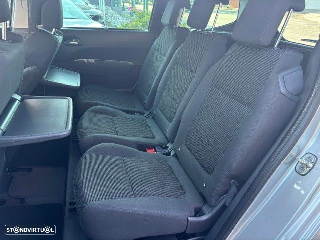 Peugeot 5008 1.6 HDi 7L Allure - 19