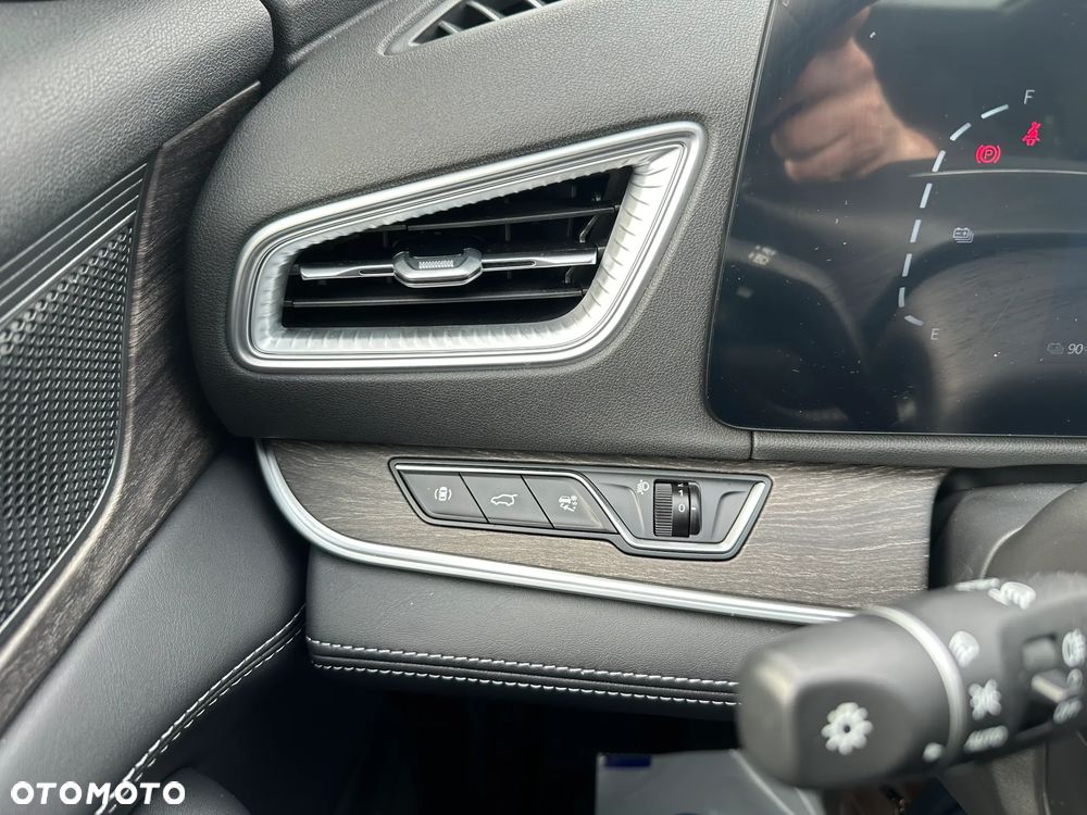 DFSK e5 1.5 PHEV Prestige E-CVT - 10