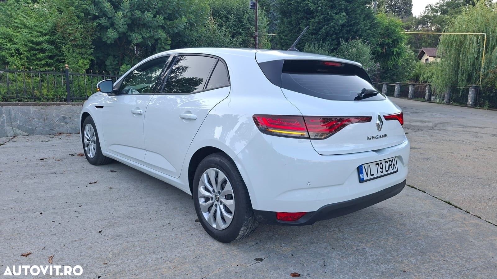 Renault Megane Blue dCi Life - 3