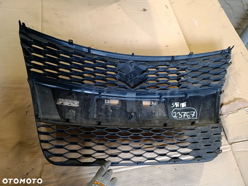 SUZUKI SWIFT SPORT V 5 GRILL ATRAPA ZDERZAKA PRZÓD 71741-70L0 - 2