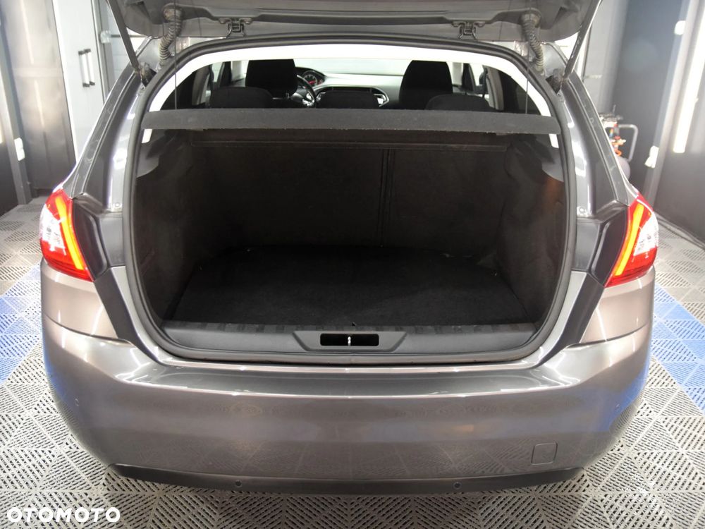 Peugeot 308 - 9