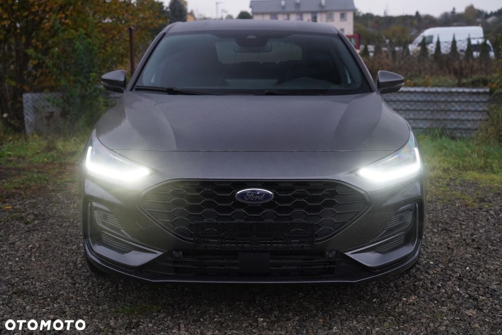 Ford Focus 1.0 EcoBoost mHEV ST-Line X - 2
