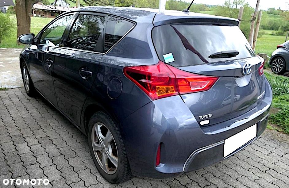 Toyota Auris ver-1-33-vvt--i-premium - 3