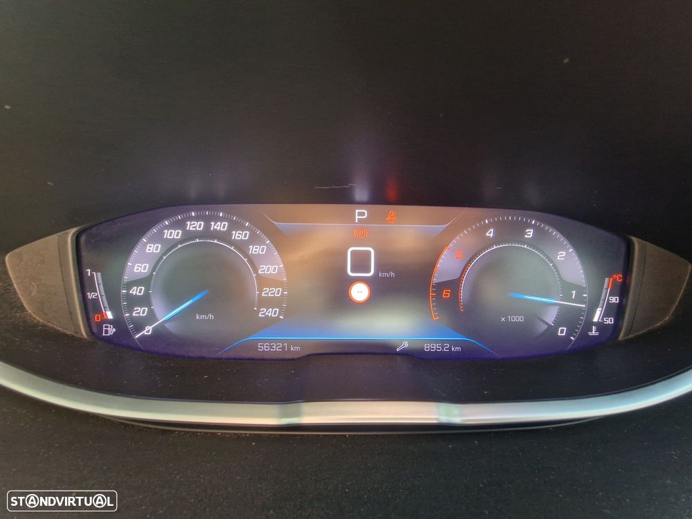 Peugeot 3008 1.5 BlueHDi Allure Pack EAT8 - 29