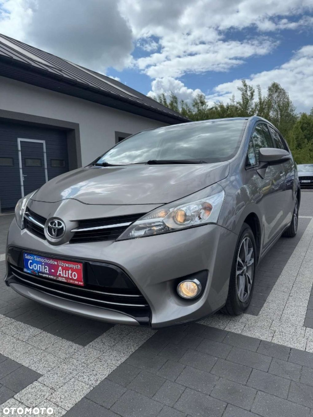 Toyota Corolla Verso - 12
