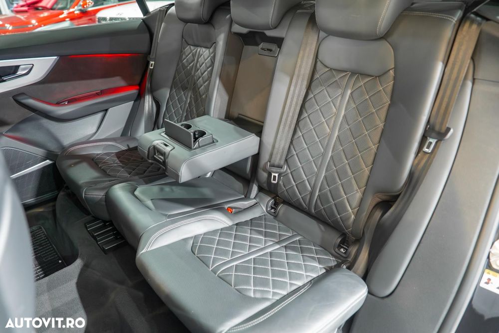 Audi Q8 3.0 55 TFSI e quattro Tiptronic - 23