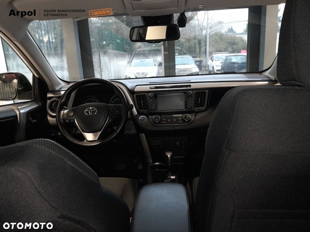 Toyota RAV4 - 11